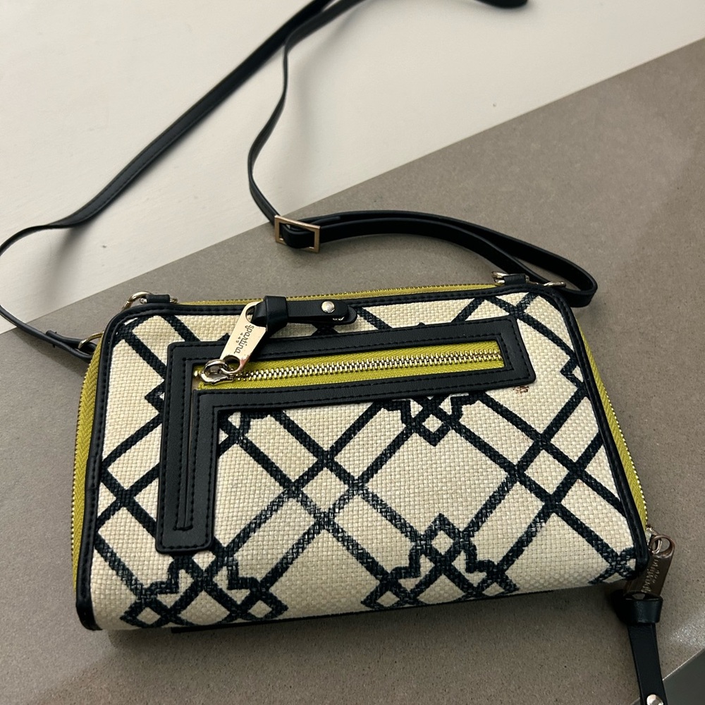 Spartina natural linen, Genuine leather beautifully made-very light wear/